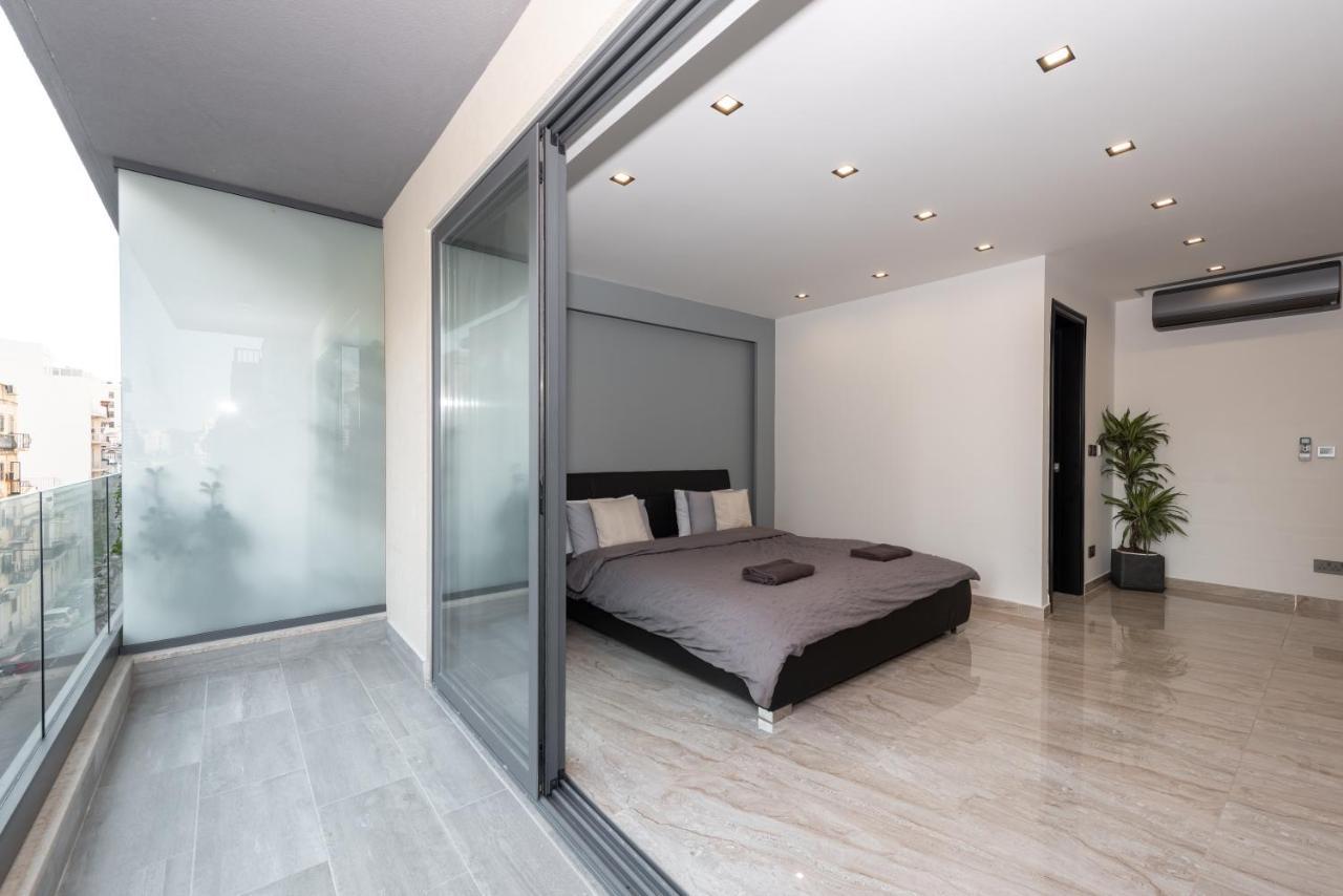 Luxury 2 Bed Apartment In The Heart Of St Julians Saint Julian's Dış mekan fotoğraf